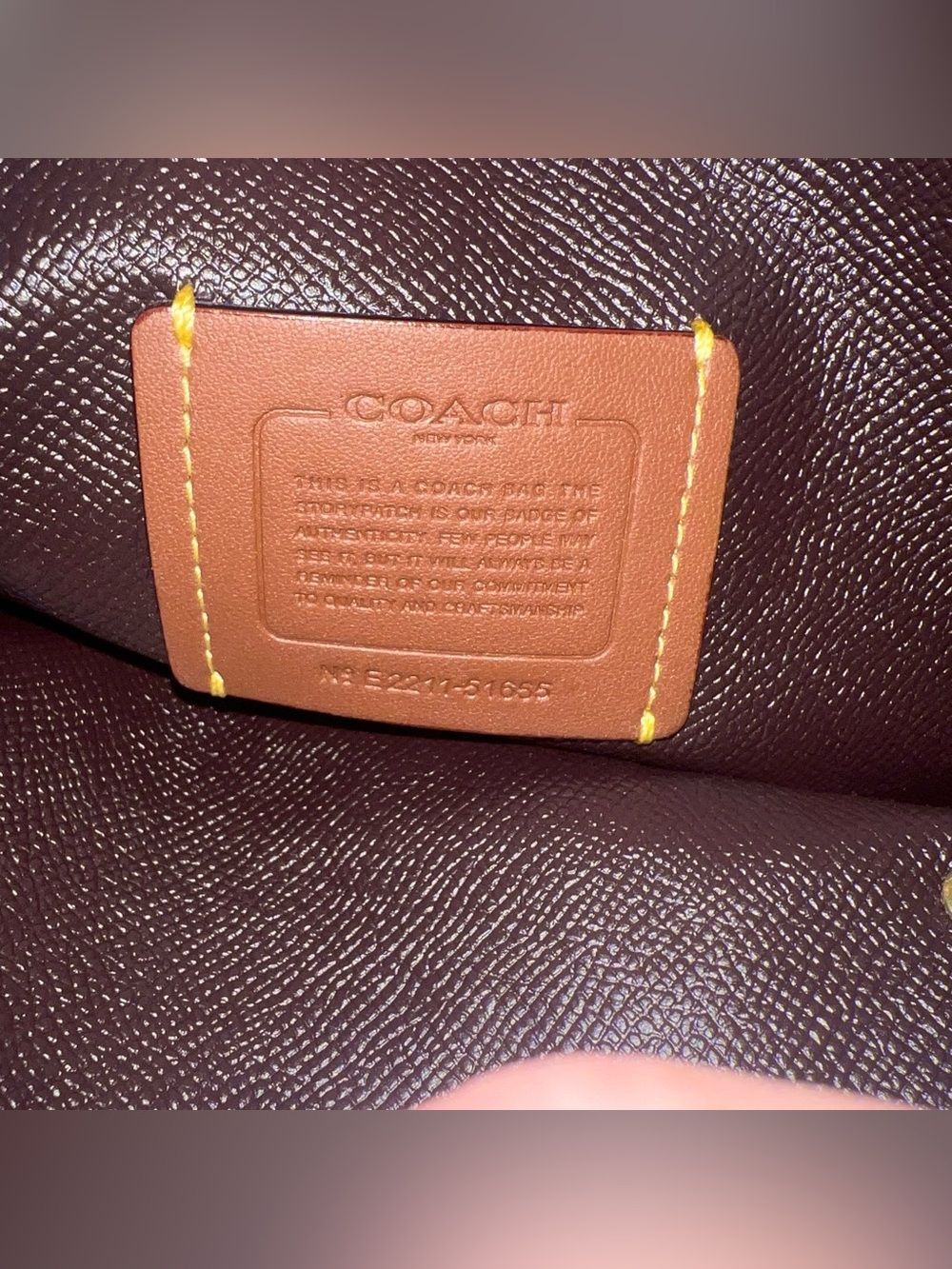 Coach Charlie Carryall 28 in Signature Leather - Picture 7 of 8